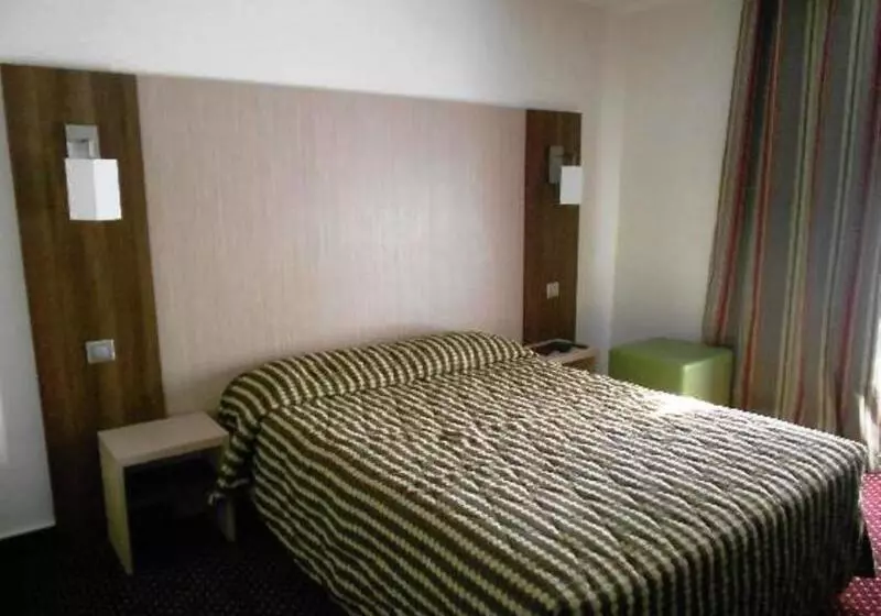 Fotos del hotel Terminus Montparnasse:  15