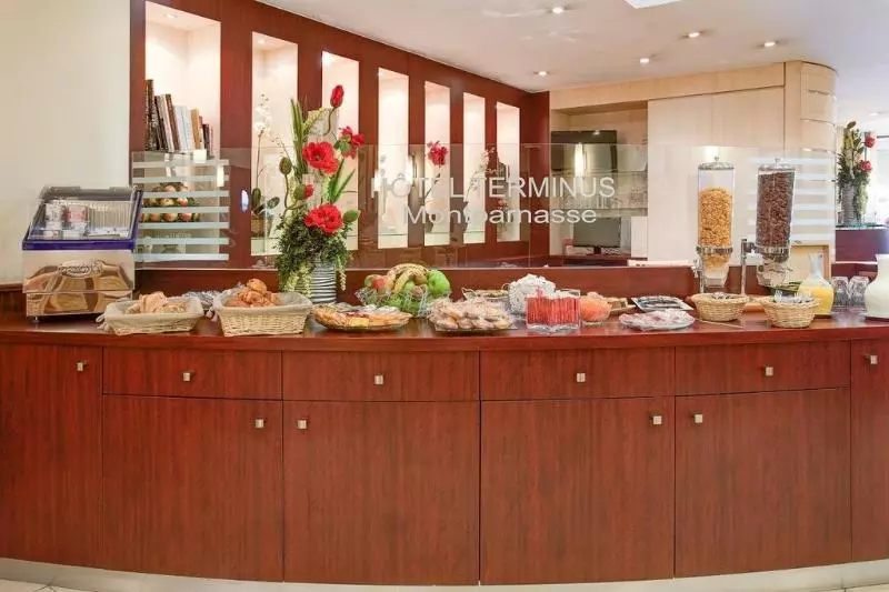 Fotos del hotel Terminus Montparnasse:  10