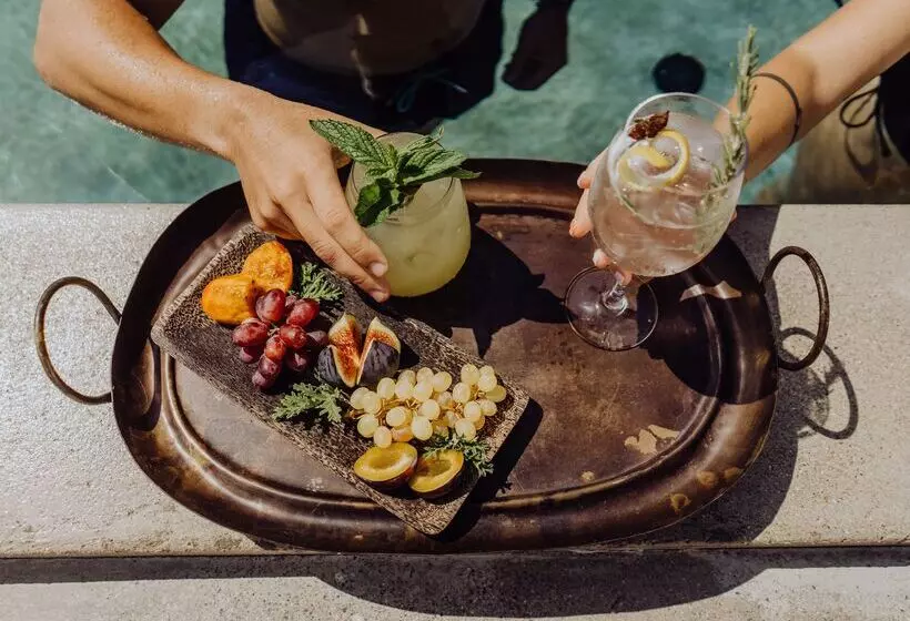 Fotos del hotel Minos Beach Art:  18