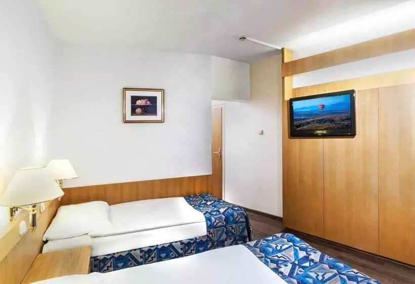 Fotos del hotel Budapest:  2