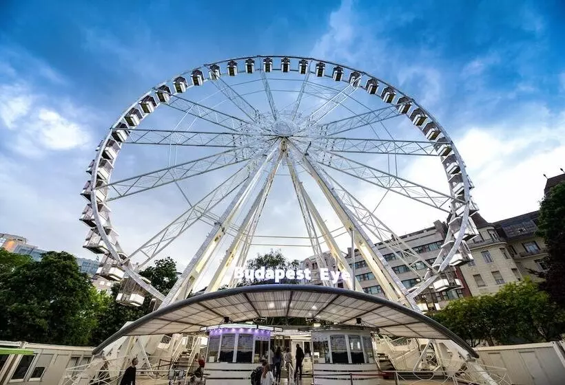 Fotos del hotel Mercure Budapest Korona:  2