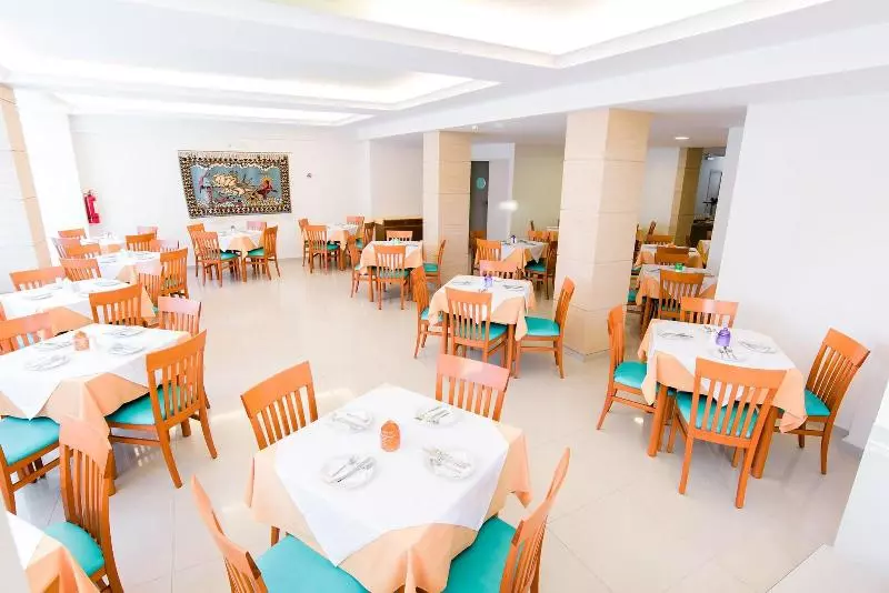 Fotos del hotel Riviera:  6