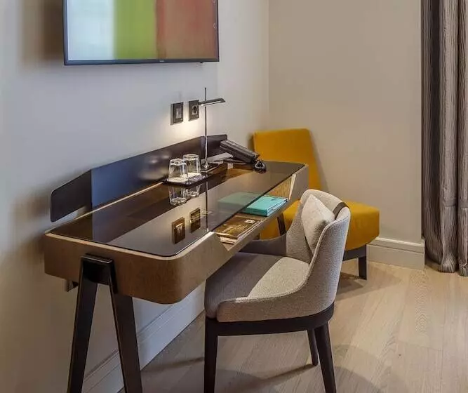 Fotos del hotel Cavour:  6