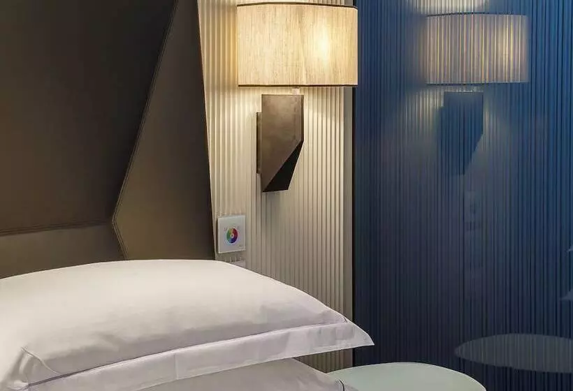 Fotos del hotel Cavour:  11