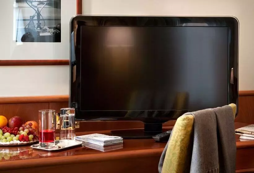 Fotos del hotel Cavour:  4