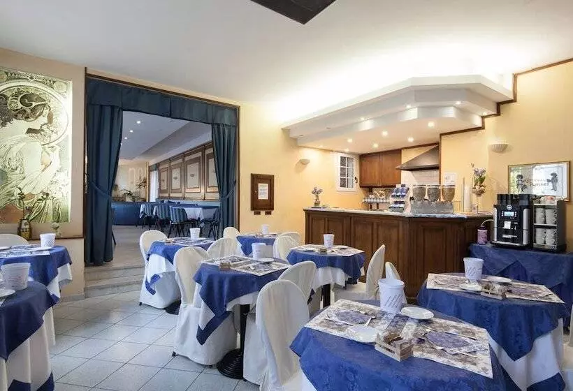 Fotos del hotel Nella:  7