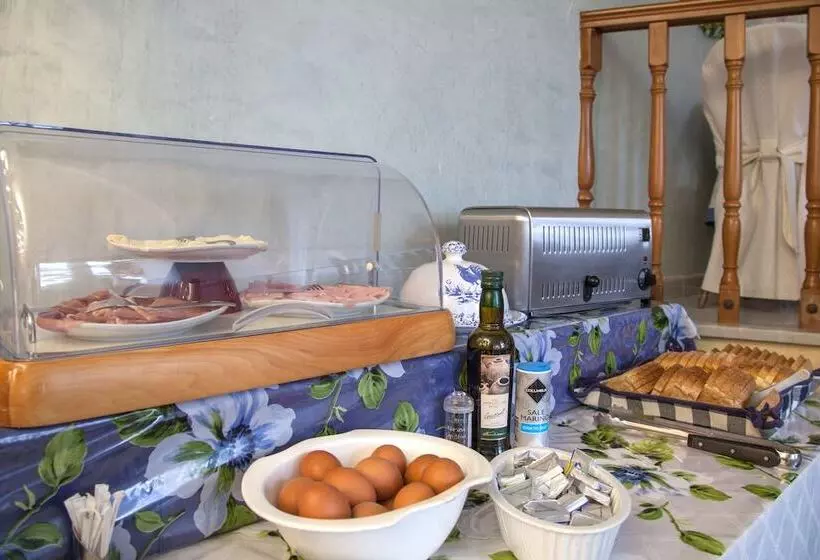 Fotos del hotel Nella:  3