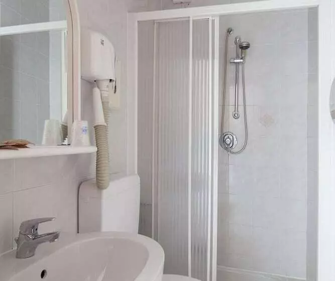 Fotos del hotel Nella:  19