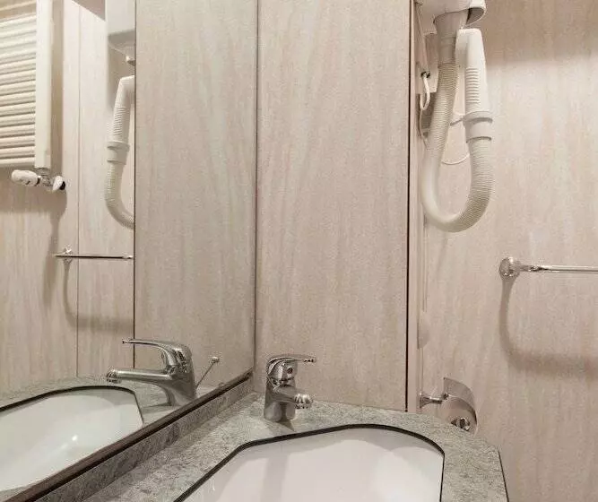 Fotos del hotel Nella:  17