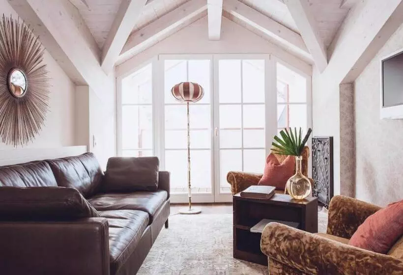 Fotos del hotel Relais & Chateaux Hotel Castel Fragsburg:  1