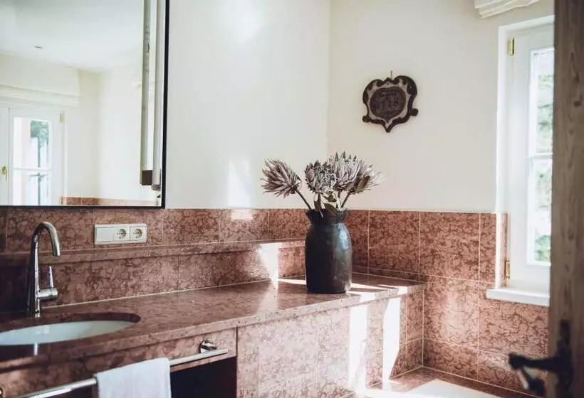 Fotos del hotel Relais & Chateaux Hotel Castel Fragsburg:  10