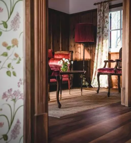 Fotos del hotel Relais & Chateaux Hotel Castel Fragsburg:  15