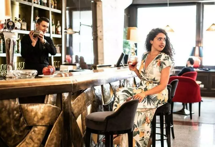 Fotos del hotel Fh55 Grand Hotel Palatino:  110