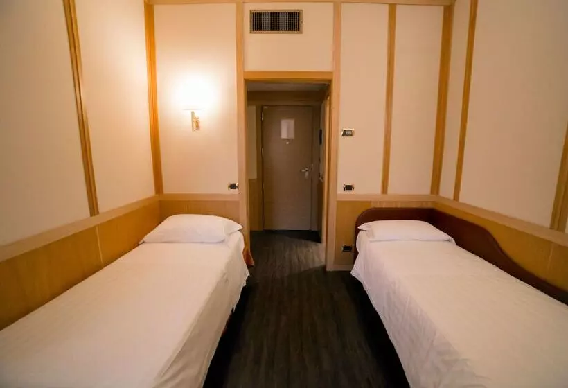 Fotos del hotel Best Western Hotel President:  3