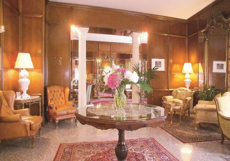 Fotos del hotel Colonna Palace:  10