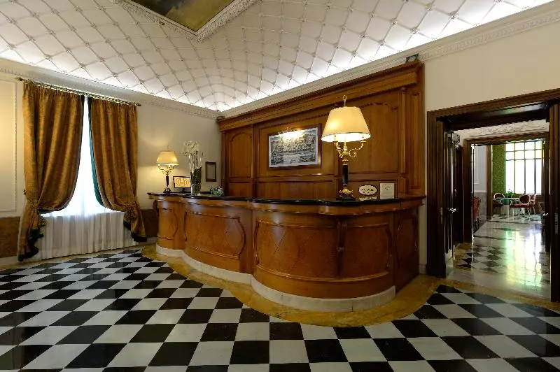 Fotos del hotel Giulio Cesare:  2