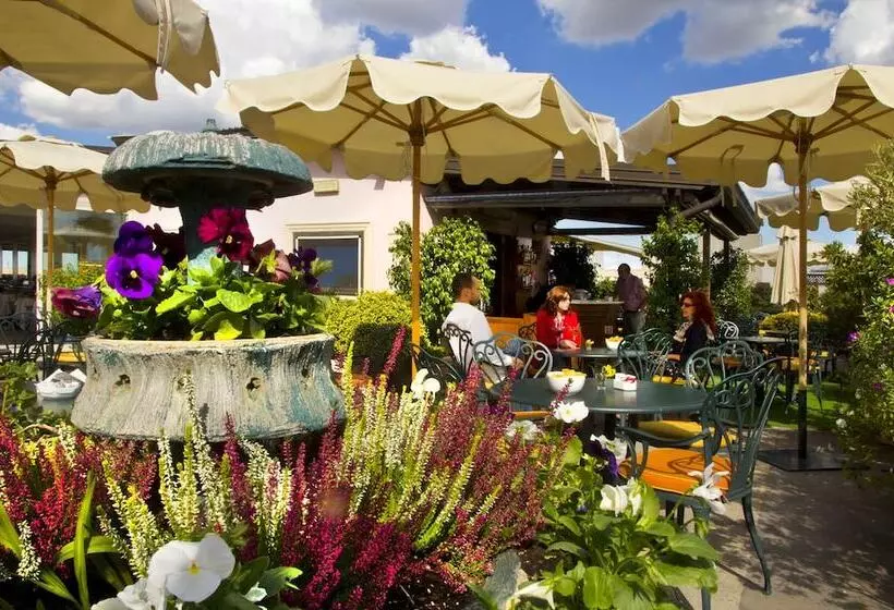 Fotos del hotel Marcella Royal   Rooftop Garden:  22