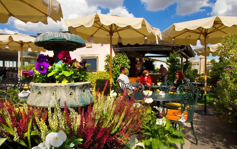 Fotos del hotel Marcella Royal   Rooftop Garden:  24