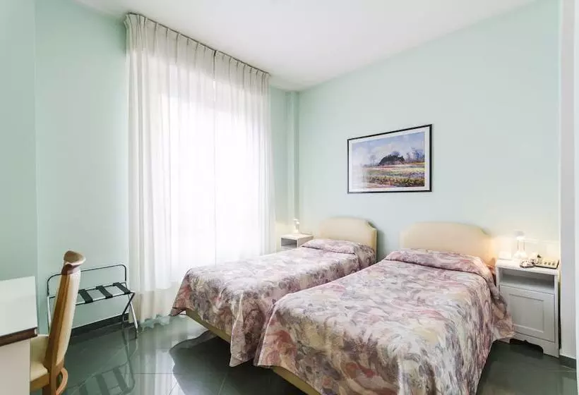 Fotos del hotel Molise 2:  13