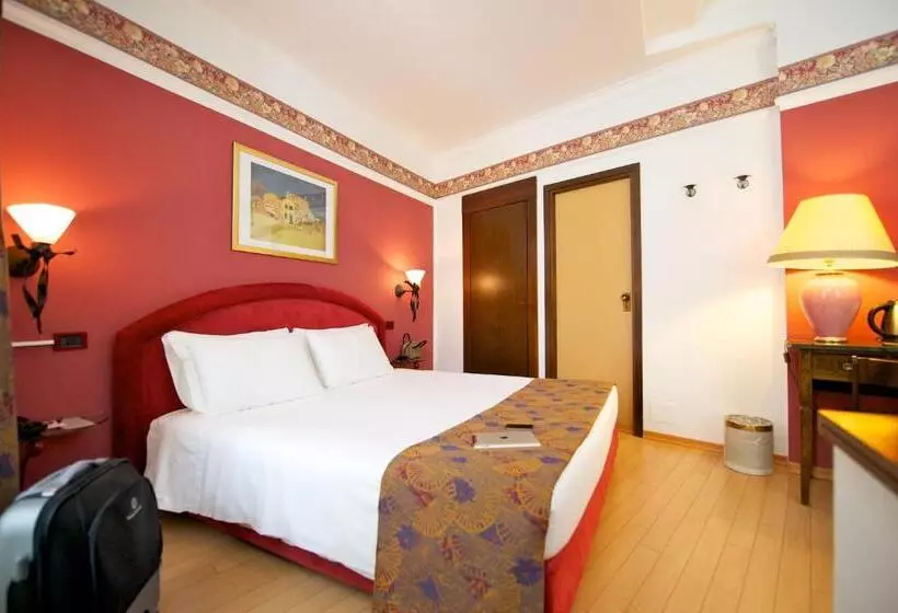 Fotos del hotel Torino Royal:  14