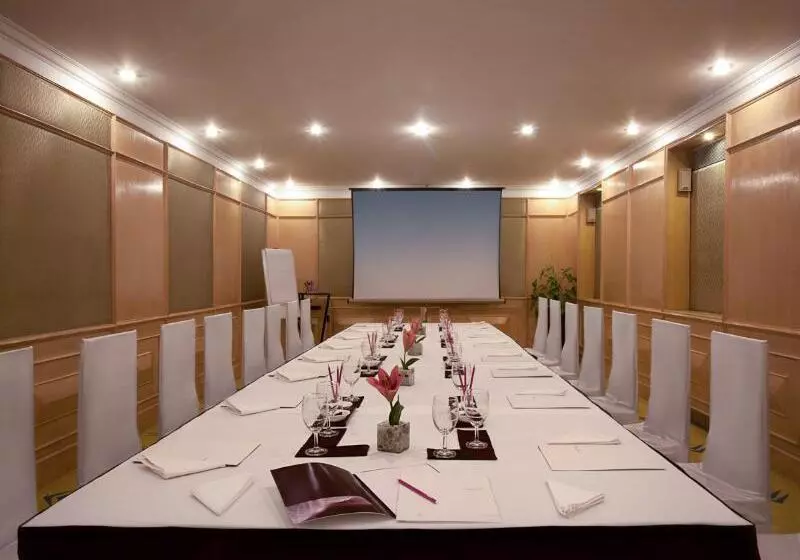 Fotos del hotel Ambassador, New Delhi  Ihcl Seleqtions:  14