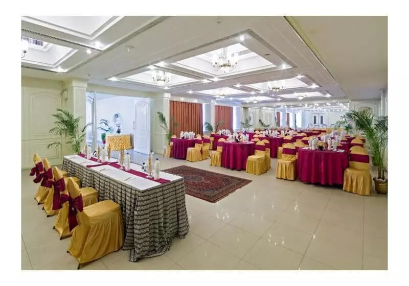 Fotos del hotel Clarks Avadh:  13