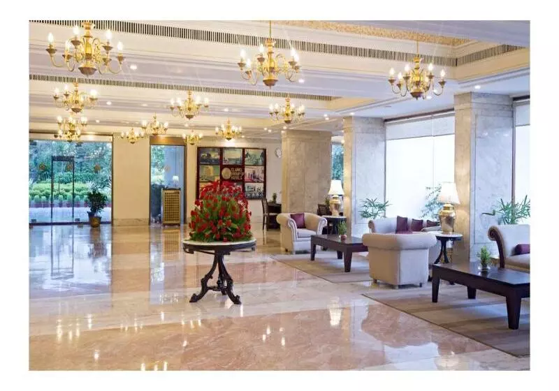 Fotos del hotel Clarks Avadh:  2