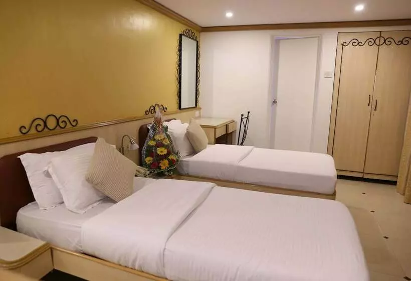 Fotos del hotel Godwin  Colaba:  11