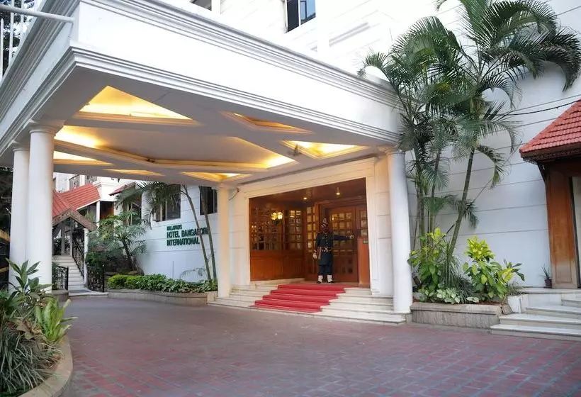 Fotos del hotel Bangalore International:  5