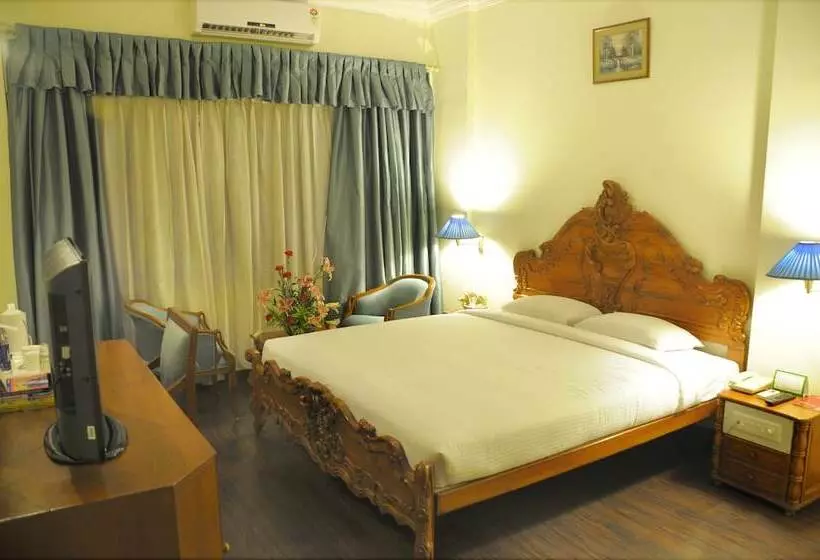 Fotos del hotel Bangalore International:  16