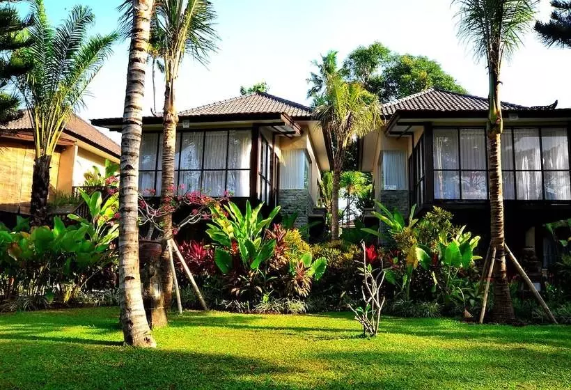 Fotos del hotel Segara Village:  9