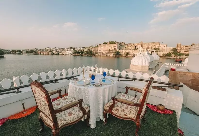 Fotos del hotel Taj Lake Palace Udaipur:  8