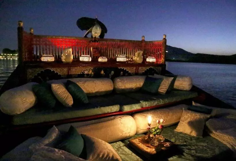 Fotos del hotel Taj Lake Palace Udaipur:  9