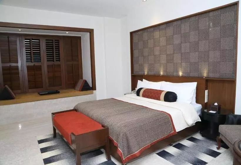 Fotos del hotel The Lalit Great Eastern Kolkata:  8