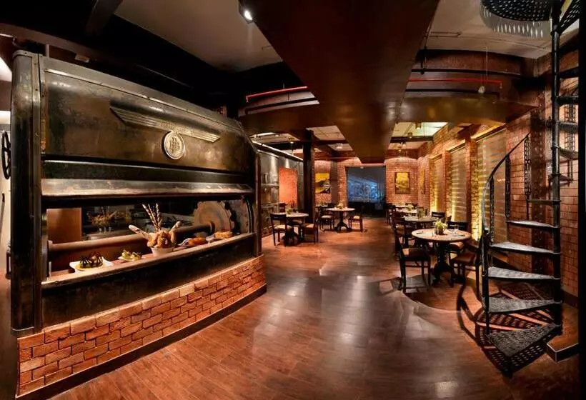 Fotos del hotel The Lalit Great Eastern Kolkata:  24