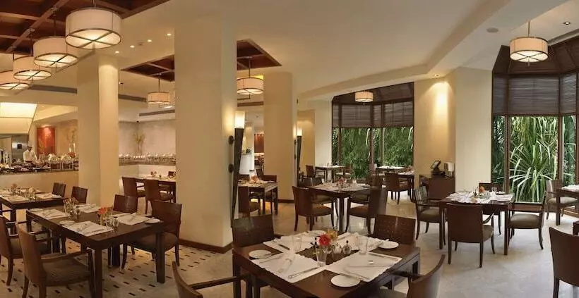 Fotos del hotel The Leela Mumbai, Airport:  18