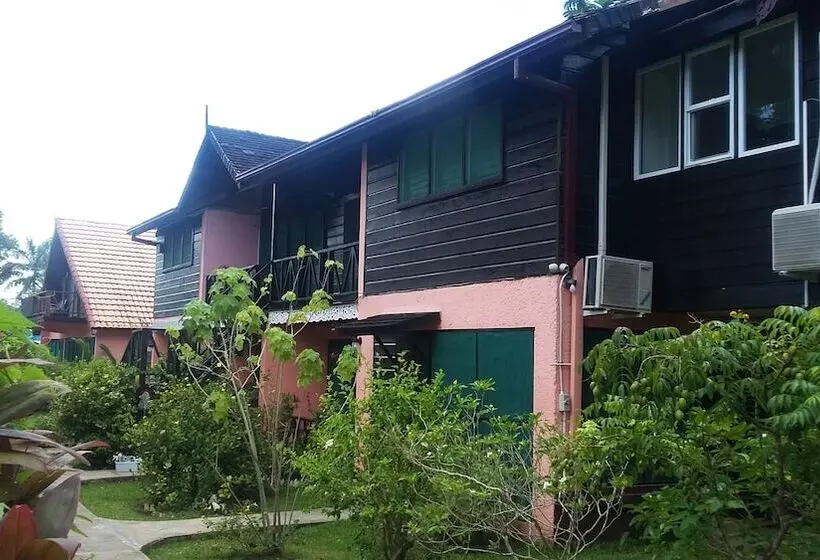 Fotos del hotel Firefly Beach Cottages And Suites:  5