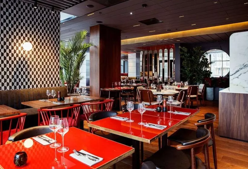 Fotos del hotel Clarion Hotel The Hub:  16