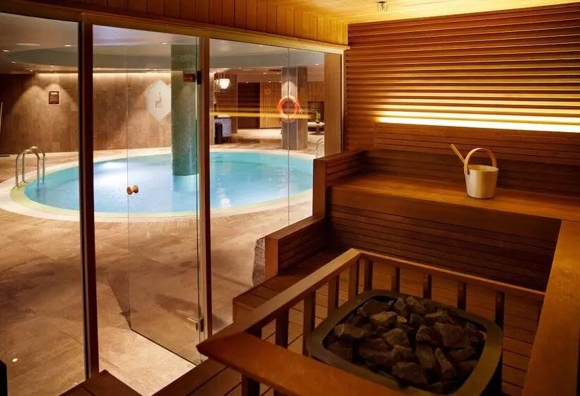 Fotos del hotel Clarion Hotel The Hub:  5