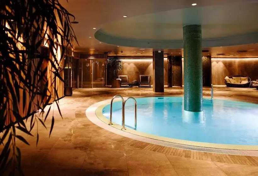 Fotos del hotel Clarion Hotel The Hub:  3