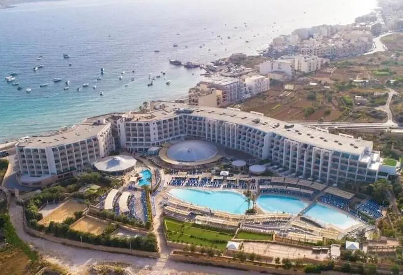 Db Seabank Resort + Spa All Inclusive