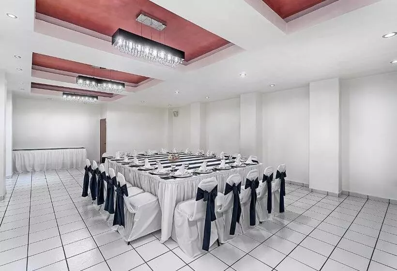 Fotos del hotel Olmeca Plaza Urban Express:  10