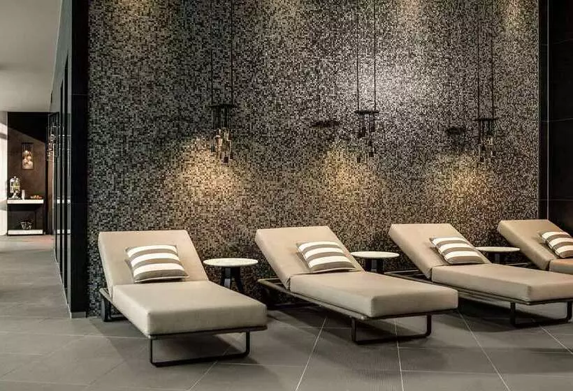 Fotos del hotel Hilton Amsterdam Airport Schiphol:  6