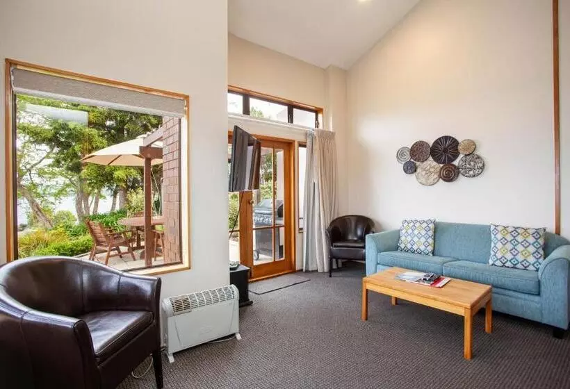 Fotos del hotel Cascades Lakefront Motel:  25