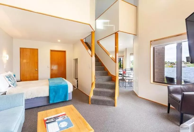 Fotos del hotel Cascades Lakefront Motel:  24