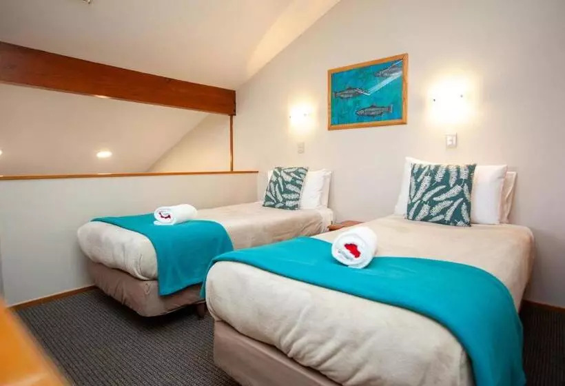 Fotos del hotel Cascades Lakefront Motel:  21