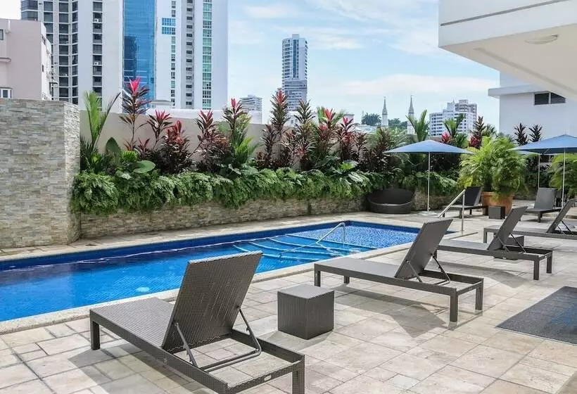 Fotos del hotel The Executive Hotel:  3