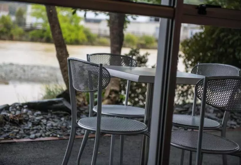 Fotos del hotel Trailways Hotel Nelson:  2