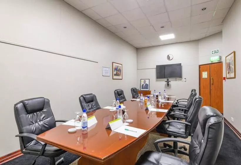 Fotos del hotel Holiday Inn Bulawayo, An Ihg:  18
