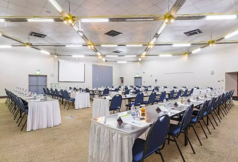 Fotos del hotel Holiday Inn Bulawayo, An Ihg:  25